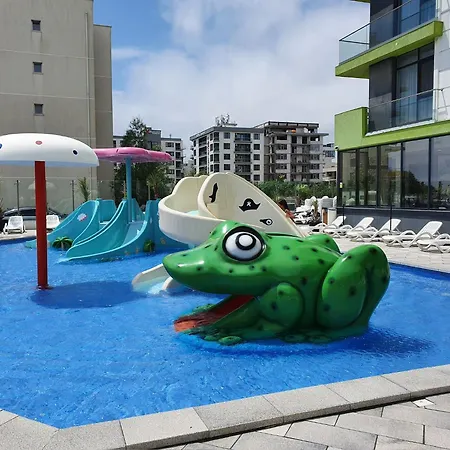 Azur Queen Studio - Pool & Spa Beach Apartment *