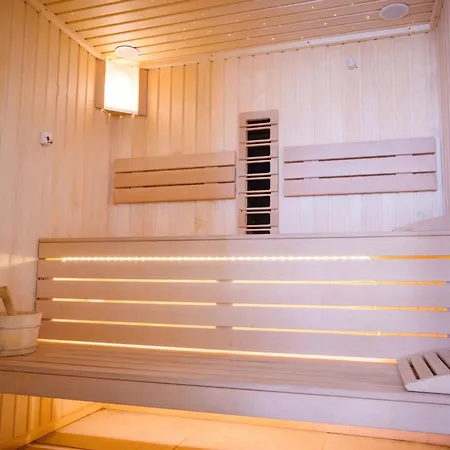 Azur Queen Studio - Pool & Spa Beach Navodari